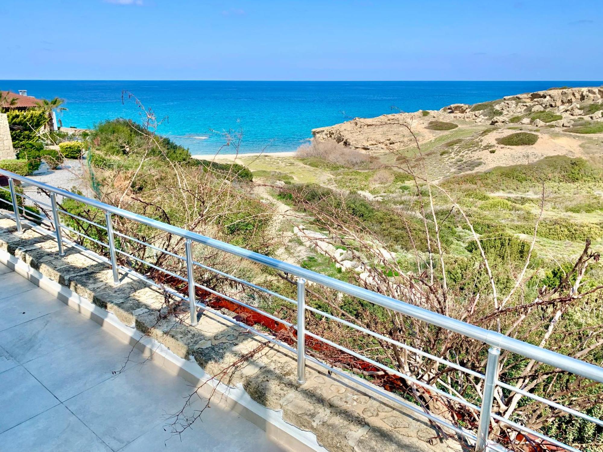 Boho Bay Apartment Akanthou ภายนอก รูปภาพ