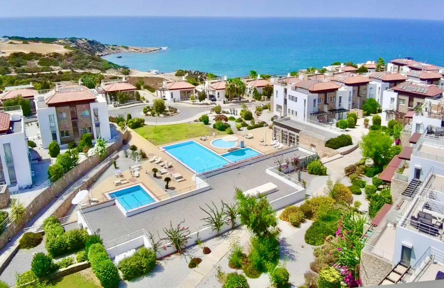 Boho Bay Apartment Akanthou ภายนอก รูปภาพ
